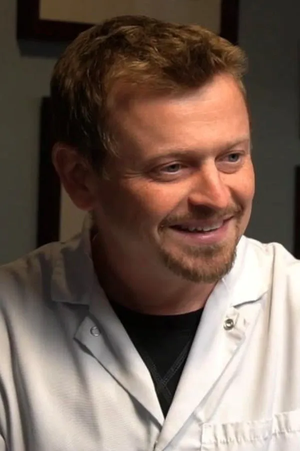 Dr. Ben Hanson